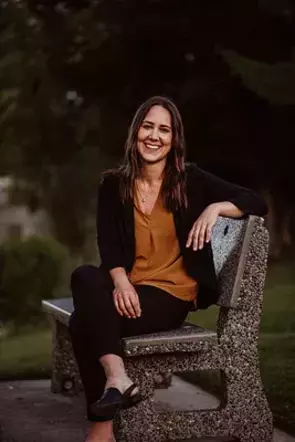 Amie Den Biesen, Salmon Arm, Real Estate Agent